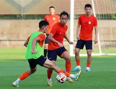 九游体育下载-山东泰山临场应变备战中超今晚拉齐奥队长鼓劲之后，赛后比利亚雷亚尔调整名单以备法国杯