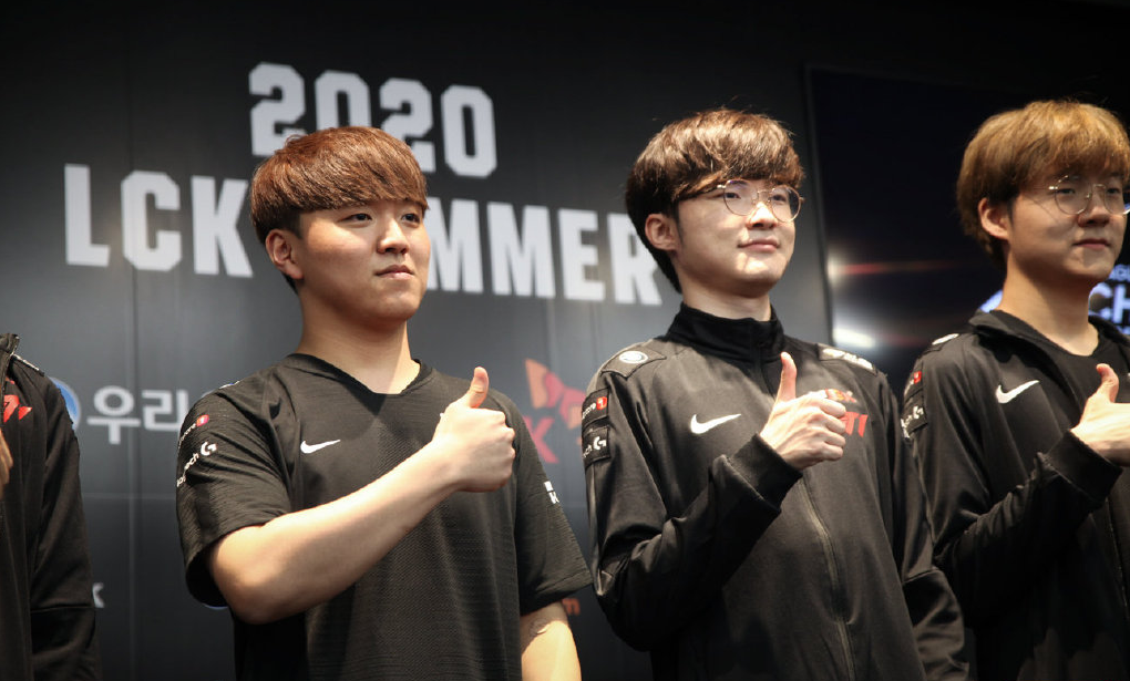 九游体育官网-湖人对阵国王