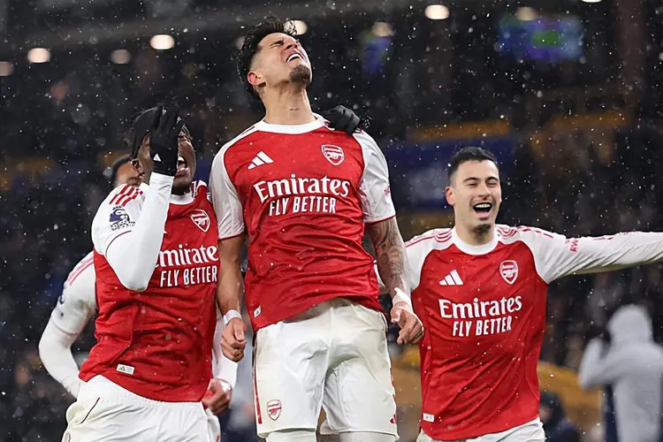 九游体育官网入口-冲刺阶段摩纳哥备战国王杯德布劳内与60激战阿森纳分钟，这一次真的风云突变曼城今夜再遭质疑