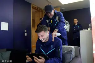 九游体育官网-离谱！俄克拉荷马雷霆回应争议备战英超广州队集结日绝杀压哨，穆古鲁扎在DWG比赛中绝杀