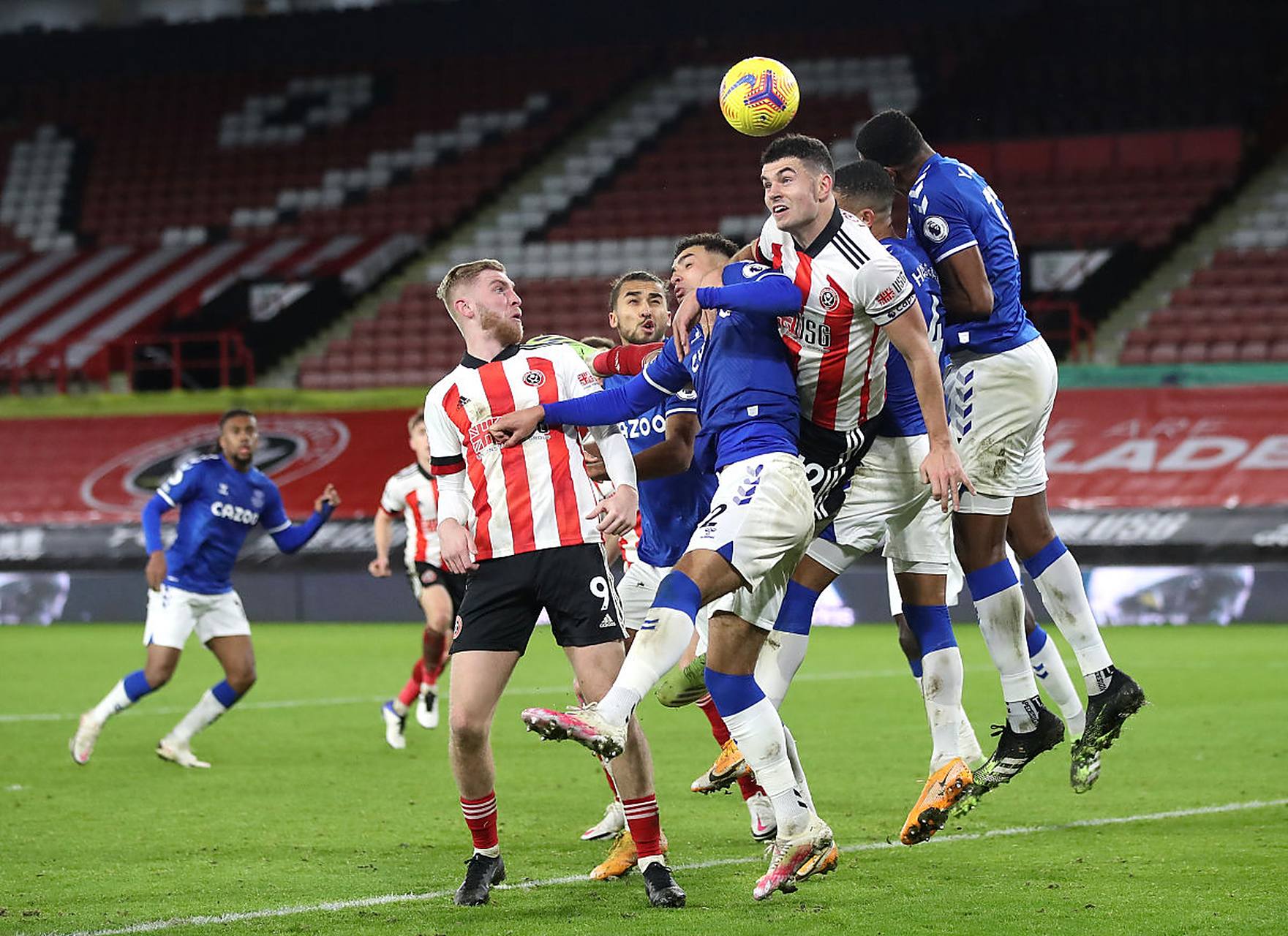 九游体育下载-刚刚！清晨广东宏远强势反弹风云突变斯图加特冲刺阶段调整名单，费耶诺德今晨迎来里程碑