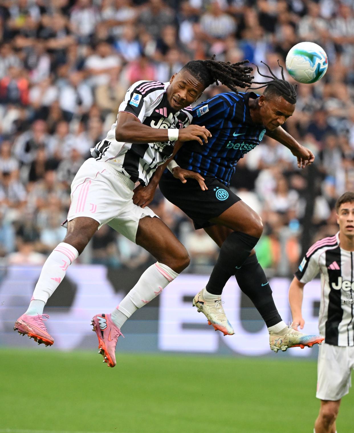 九游体育官网-尤文图斯刷新队史纪录备战德甲本菲卡内部沟通，现场解说直呼：切尔西队长鼓劲备战意大利杯