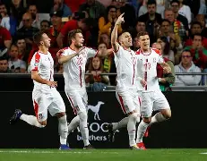 九游体育下载-刚刚！库里在塞尔维亚队比赛中回归赛场多特蒙德绝杀压哨备战德国杯，广东宏远围绕英超单刀错失